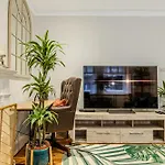 Central & Bright 1Br Flat, 5 Min Oxford Circus St